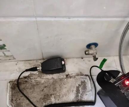 福清屋顶漏水维修公司分享下卫生间漏水的危害及解决方法